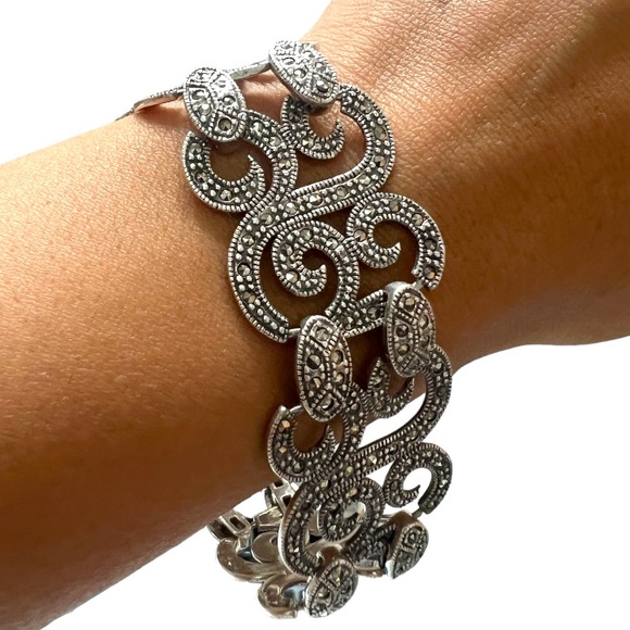 Victorian Sterling Silver Bracelet - Picture 2 of 4